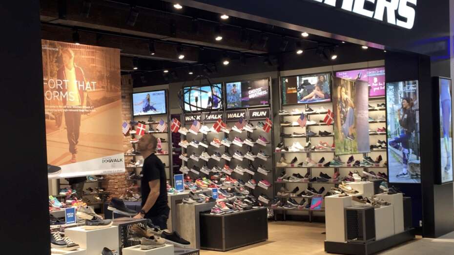 plus overskridelsen Touhou Denne internationale skokæde åbner butik i Silkeborg | Midtjyllands Avis