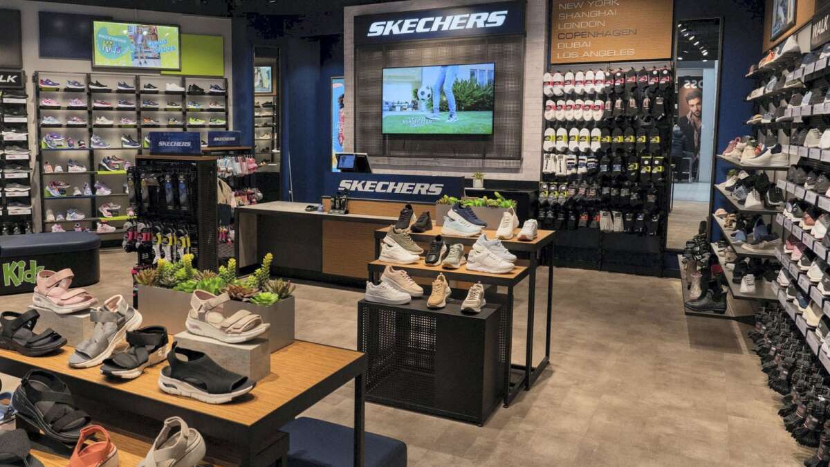 Duplikere Skriv en rapport coping Ny skobutik i Herningcentret: Skechers åbner konceptbutik i maj | Herning  Folkeblad