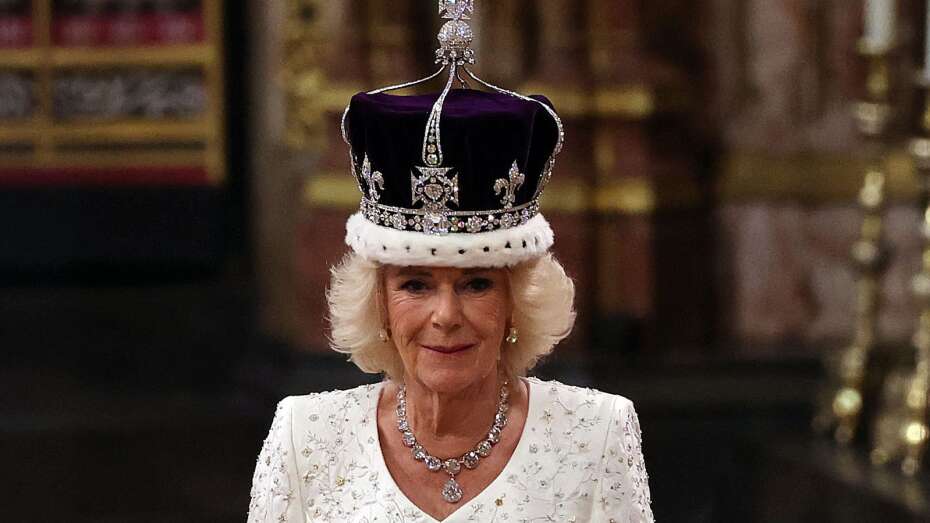 kapsel Hør efter Selskab Kong Charles og Camilla er kronet ved pompøs ceremoni | Herning Folkeblad