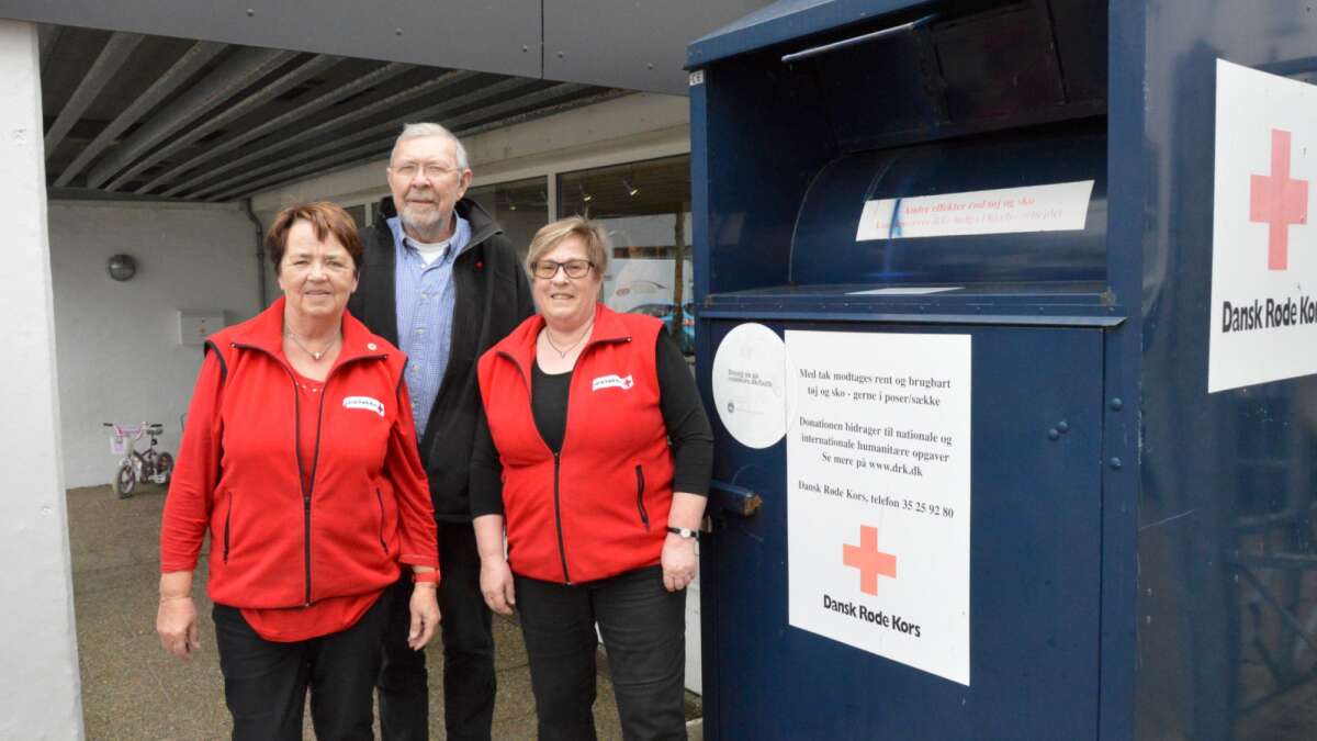 Integrere Luftpost Arv Smid Tøjet - for Røde Kors | Herning Folkeblad