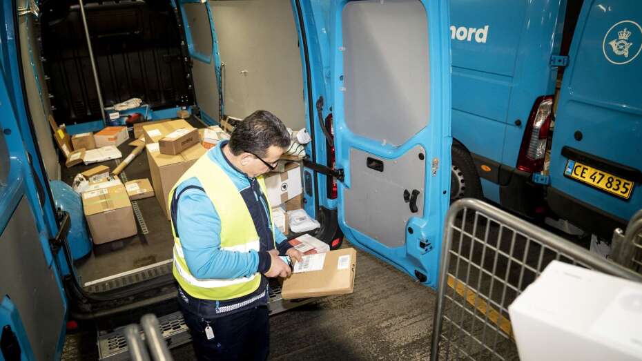 PostNord vil ændre fortælling om postbude der ringer på | Midtjyllands